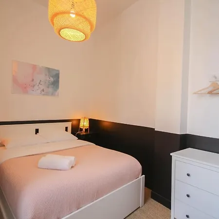 Centre - Cozy And Functional Ap 80m2 Appartement